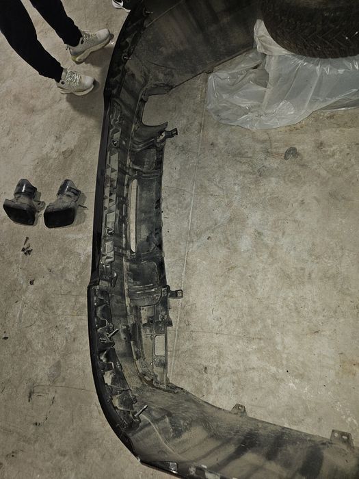 Задна броня за Cls w218 черна