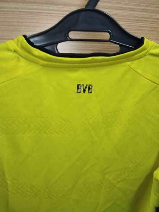 Футболен екип на Борусия Дортмунд