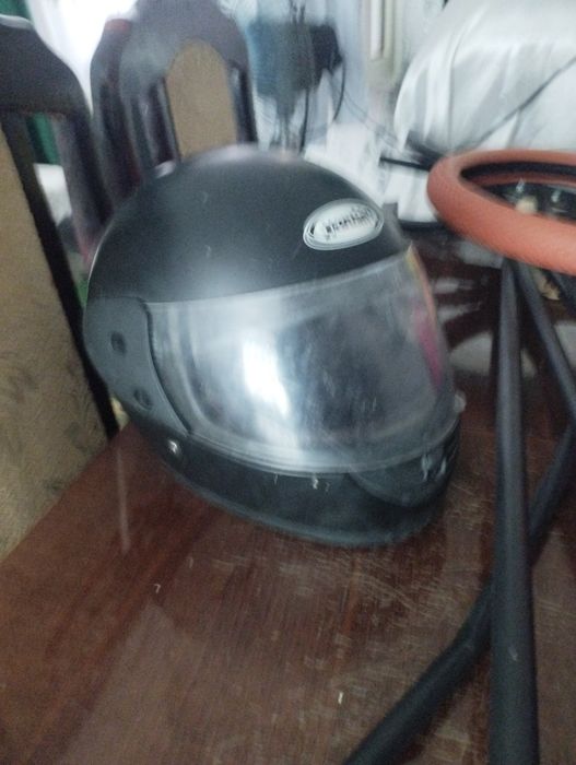 Продам мотошлем доставка есть ваша оплата