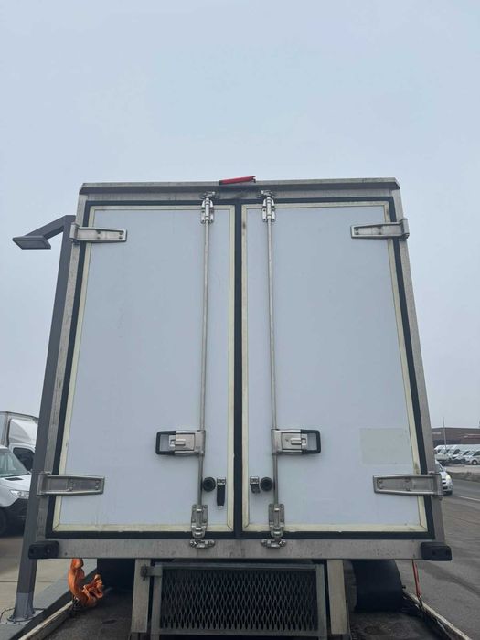 Хладилен Фургон Mercedes-Benz Sprinter W906 3.00m дължина Carrier