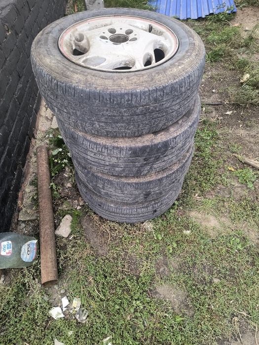 Диски с резиной Мерседес Вито