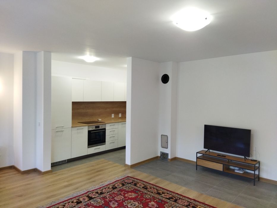 Продава тристаен апартамент в гр.Смолян