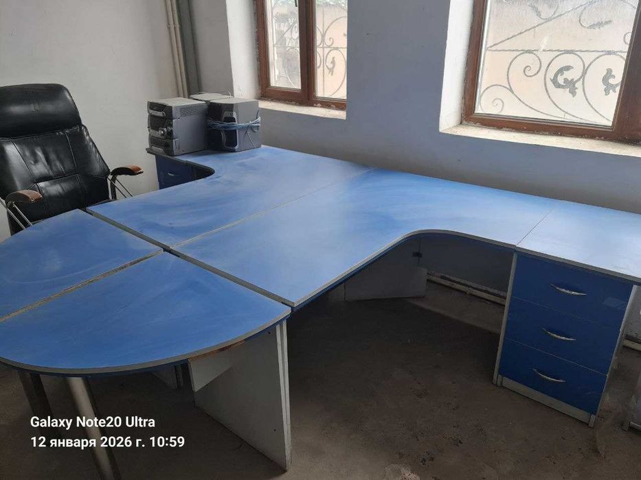 Синий офисный мебель для работы за компьютером