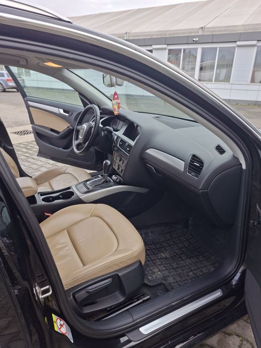 Vand /Schimb Audi A4 2.0 TDI 2009 Automat 143 CP