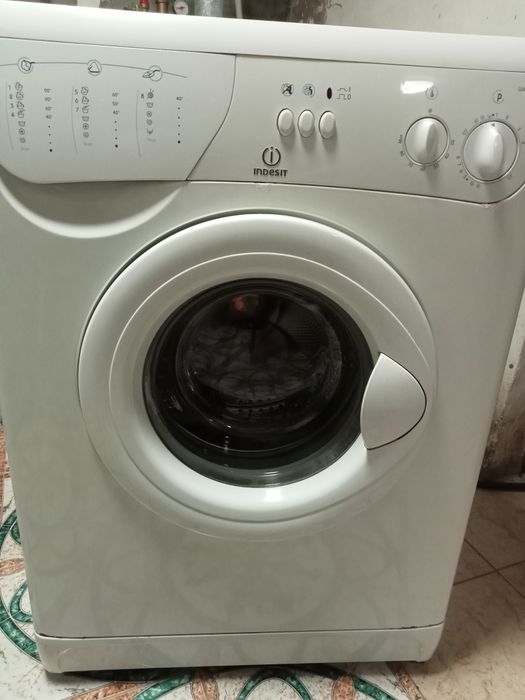 Стиральная машина автомат Индезит