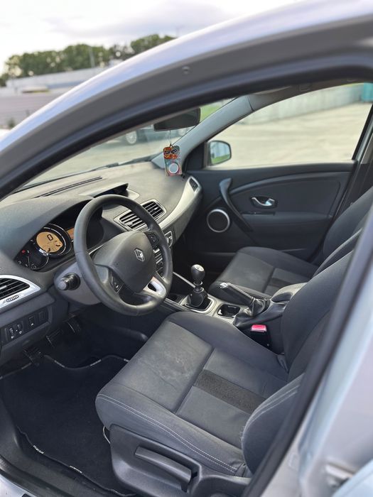 RENAULT Megane 2011 — imagine 5