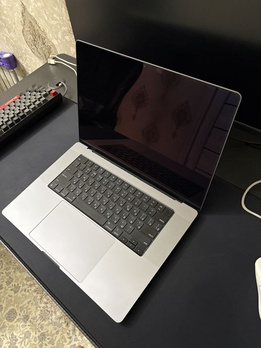 Macbook pro 16 m1 pro