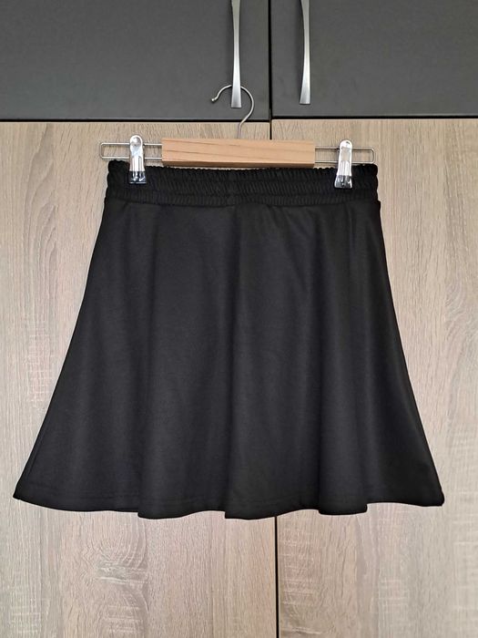 Дамска черна пола Letoo