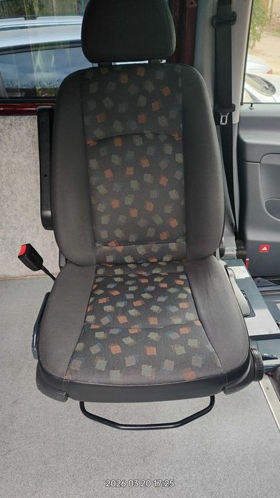 Suport scaun cu reglaje electrice fata/spate,sus/jos si rotire axiala la 90 grade,pentru rulote ,microbuze,etc