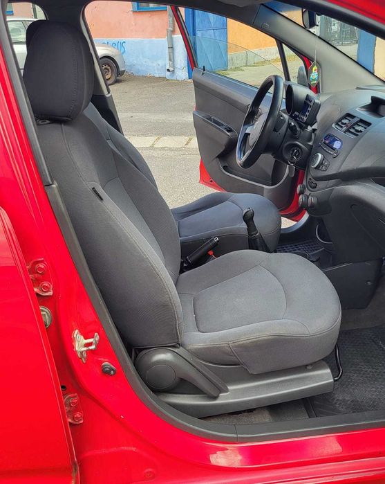 chevrolet spark 2010/ EURO 5/ unic propietar/consum 4%,/4 usi/4 cilindri /DISTRIBUTIE LANT/ factura  fiscal garantie