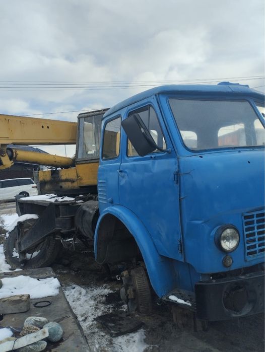 Продам автокран Маз на разбор Оригинальные запчасти
