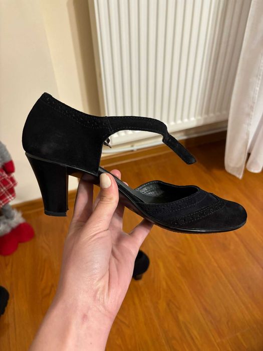 Pantof cu toc dama negru bluemarin