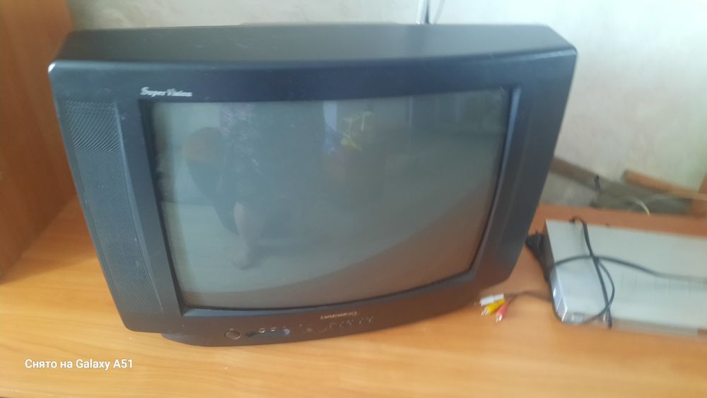 Продам телевизор в рабочем состоянии.