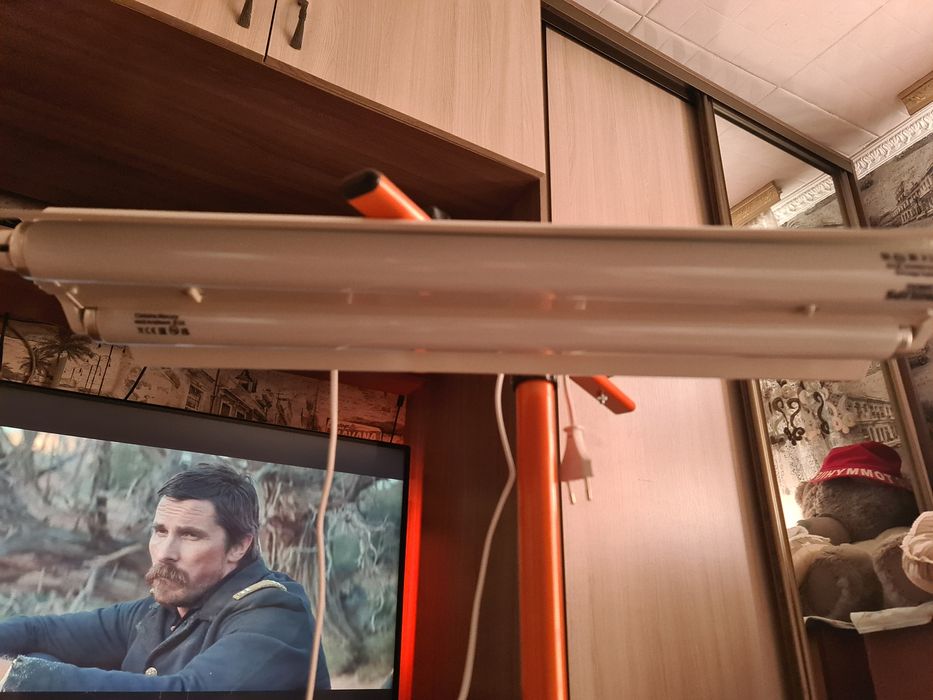 Продам лампу от желтушки