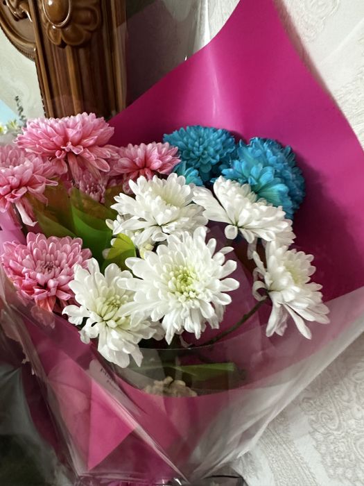 Продаю готовые букеты(цветы)