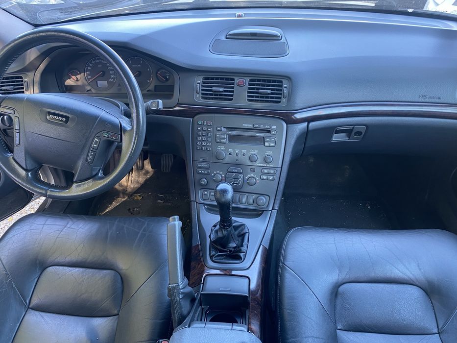 Продава се само на части Volvo S80 D5 2002г