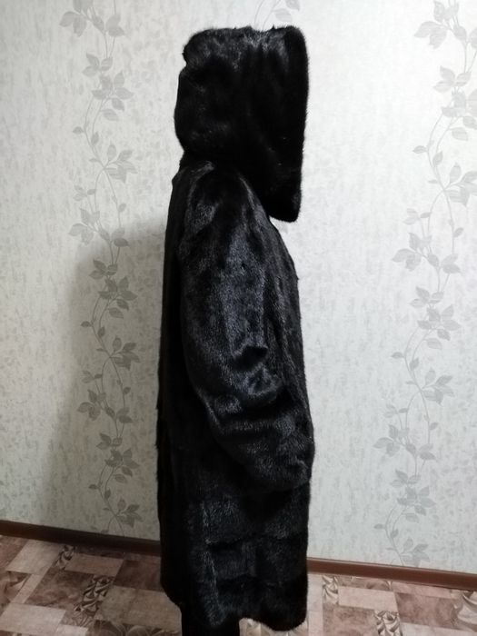 Шуба норковая 50р-р