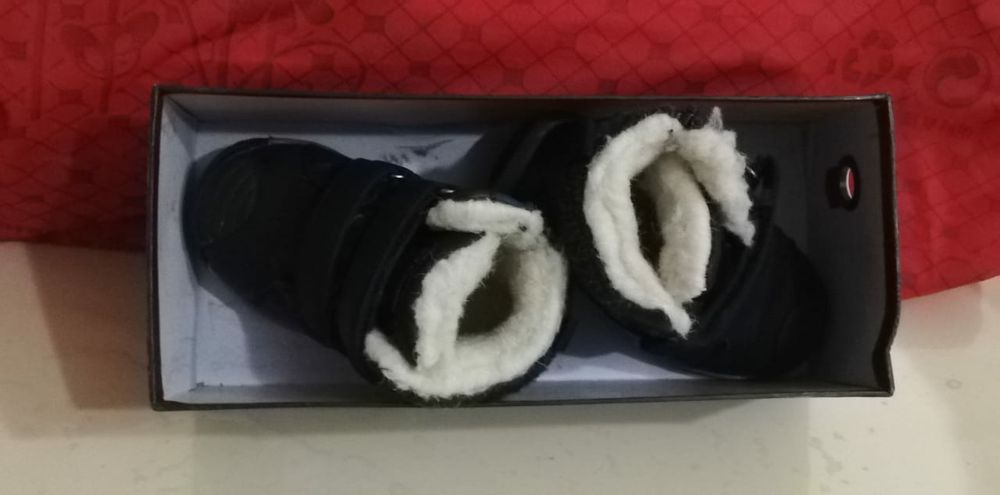 Детские осенние ботинки