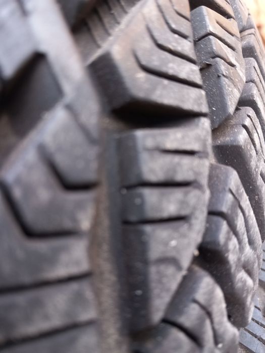 2 roți 195/65/15 pentru volkswagen