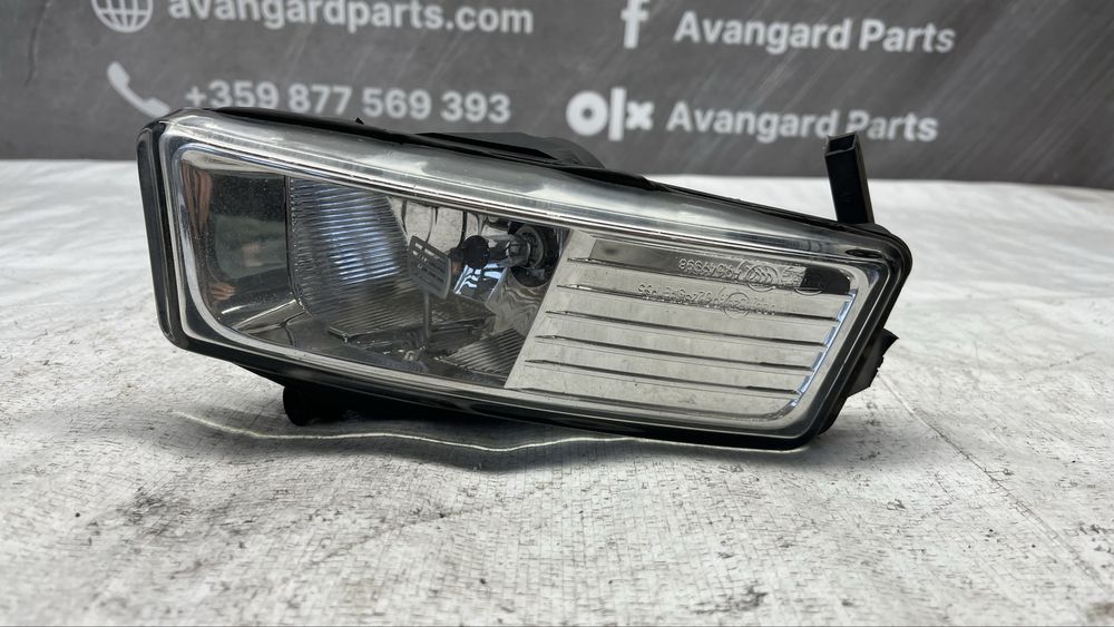 Audi A6 C6 Lift десен халоген