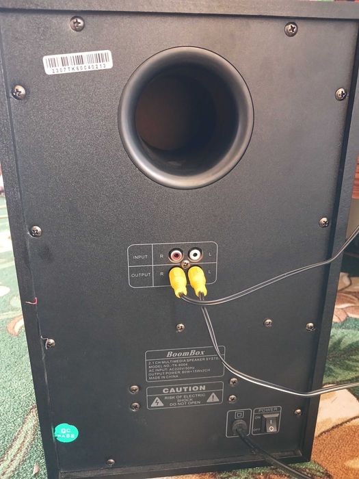 TK-6004 Boom Box Sambufer USB Bluetouch SD Card mp3 ishlaydi