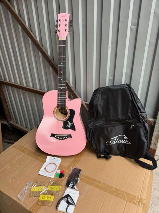 Домбыра, гитара 10 мың