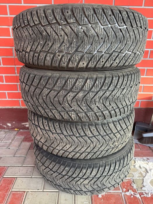 Зимний покрышки 265,60,18