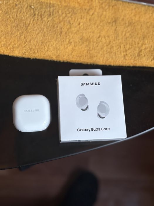 Наушники,безпроводные самсунг