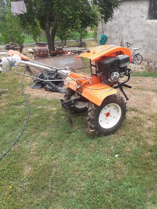 Vând motosapă ruris 13 cai