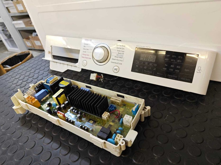 Placa electronica , modul cu display masina de spalat LG F4J6VG0W, testat , perfect functional / R23