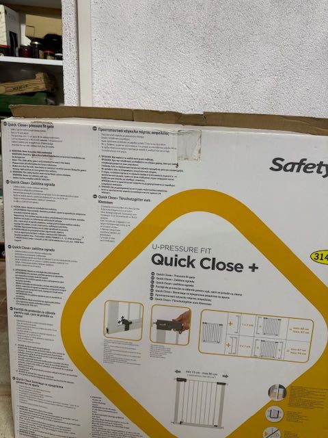 Преграда за бебе или домашен любимец