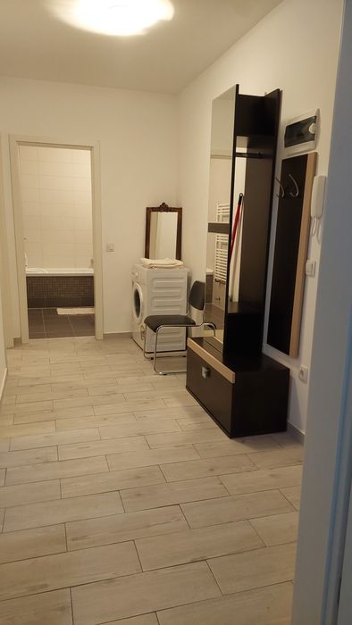 Regim hotelier/ cazare/ 2 camere/decomandat/zona mall/Avantgarden 3