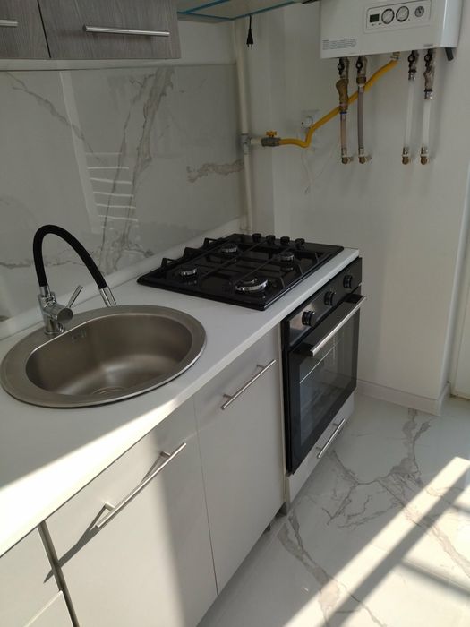 Inchiriez apartament cu o camera