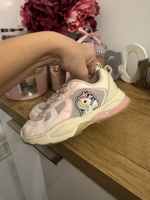 Vand pantofi copii Zara 24 ca noi