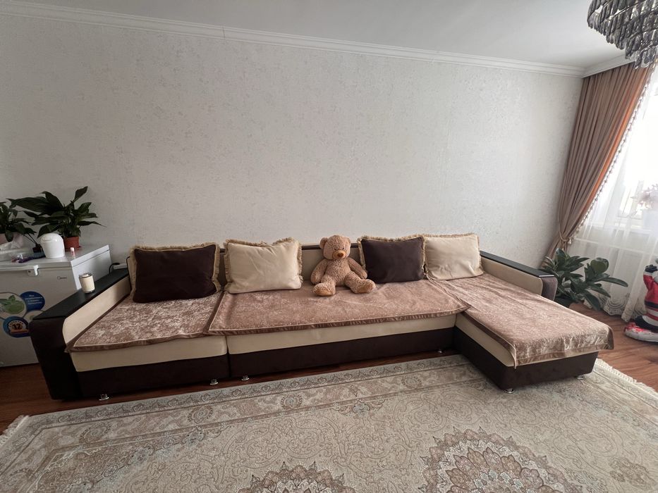 Продам 4 м диван