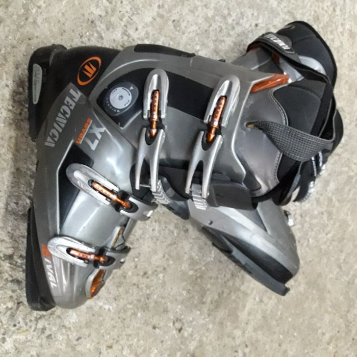 Ски атомик и фипар