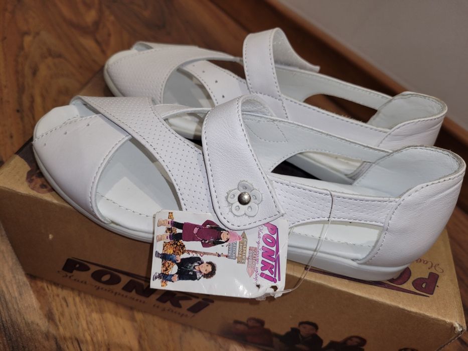 Нови сандали обувки Ponki