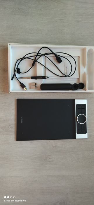 Vând tableta grafica