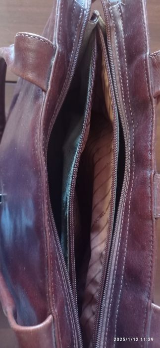 Кожаная  женская сумка