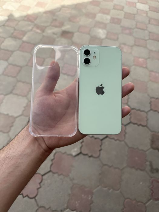 Продам телефон Айфон 12 128Gb