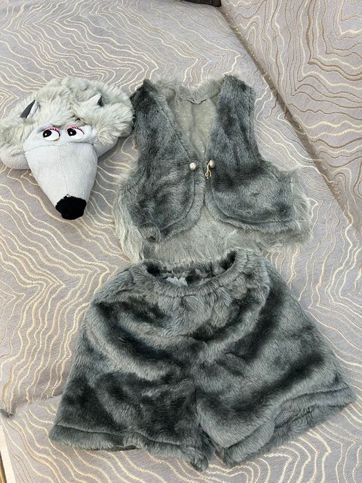 Продам новогодие костюмы