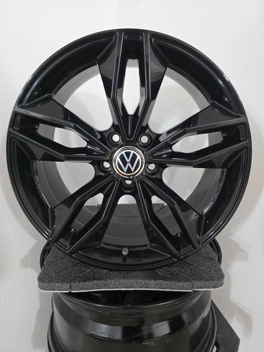 Jante 18 Skoda Karok Kodiak Octavia Superb VW Passat VW Tiguan Passat CC Arteon 5x112 57.1 8J et35