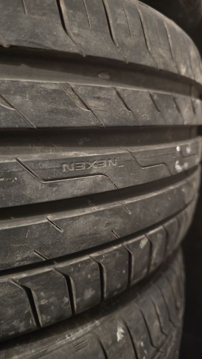 225/35/19 DOT 1323 2 Летни гуми Nexen