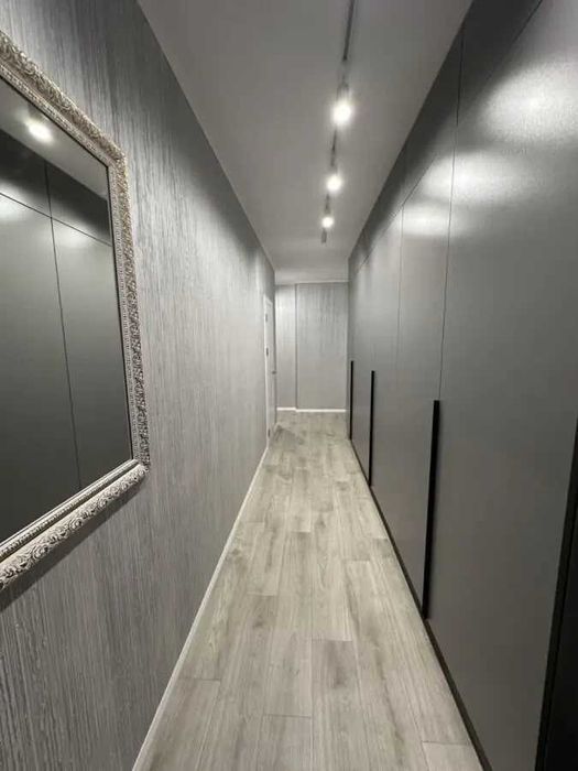 Дава се под наем Двустаен апартамент в София, Център - 100 кв.м за 612 € - Снимка #4