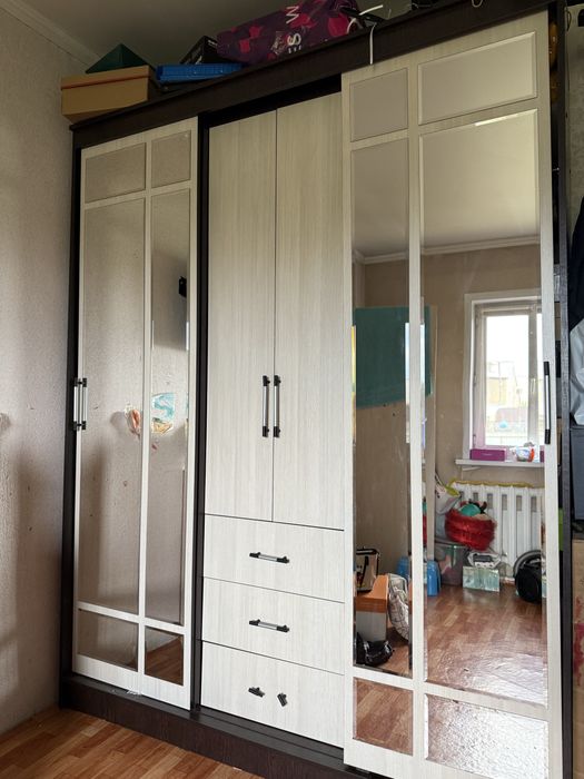 Продам шкаф б/у для спальни