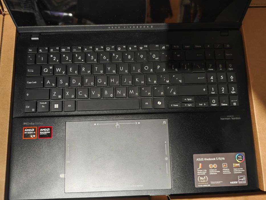 НОВ Лаптоп Asus Vivobook