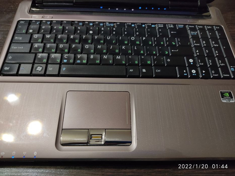 Ноутбук  Asus продам