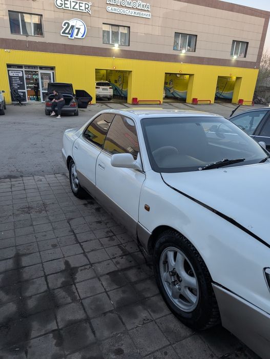 Продам Toyota windom cv10