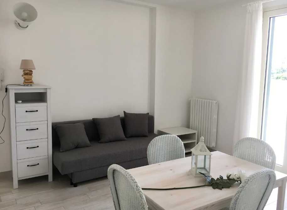 Дава се под наем Двустаен апартамент в Пловдив, Каменица 2 - 61 кв.м за 219.3 € - Снимка #1