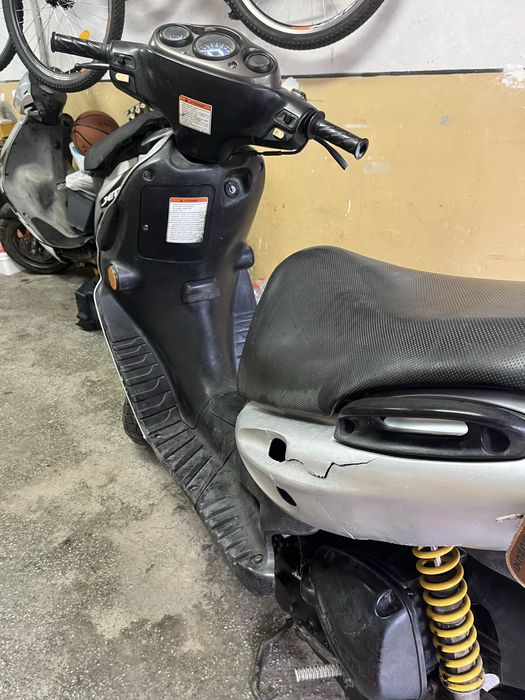 Скутер Suzuki Katana AY50